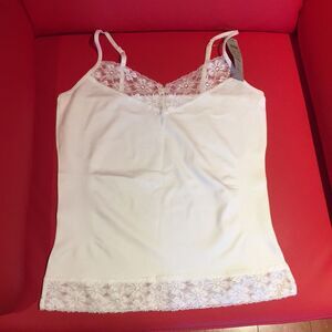 Cache white color tank top white lace.